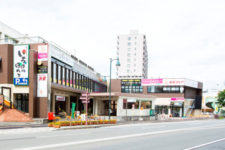 札幌市東区東区役所前　クリニック建物外観